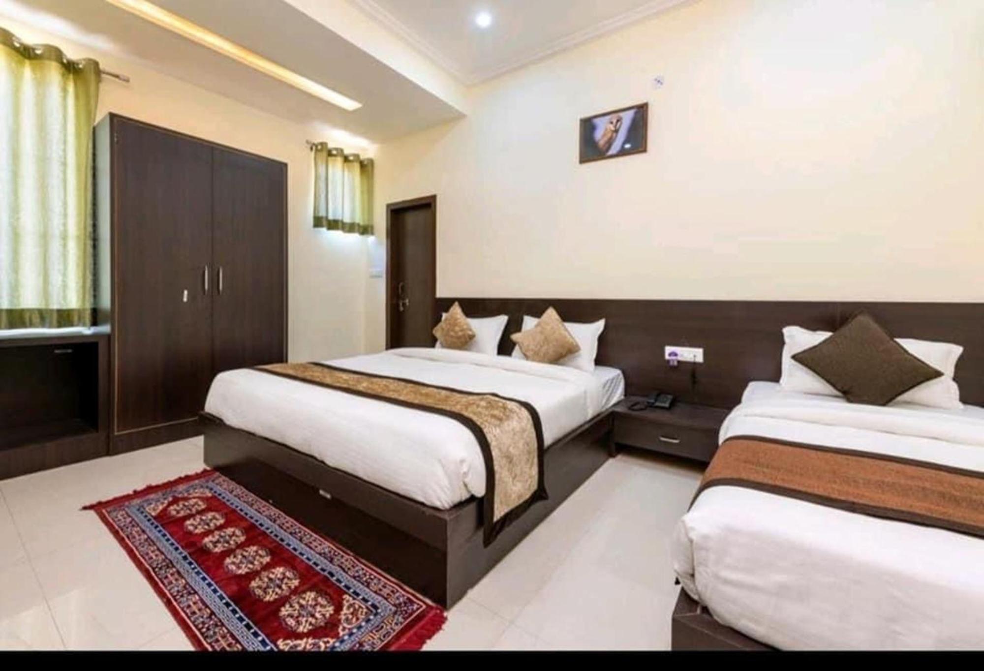 Hotel Ravi Residency Bharatpur Dış mekan fotoğraf