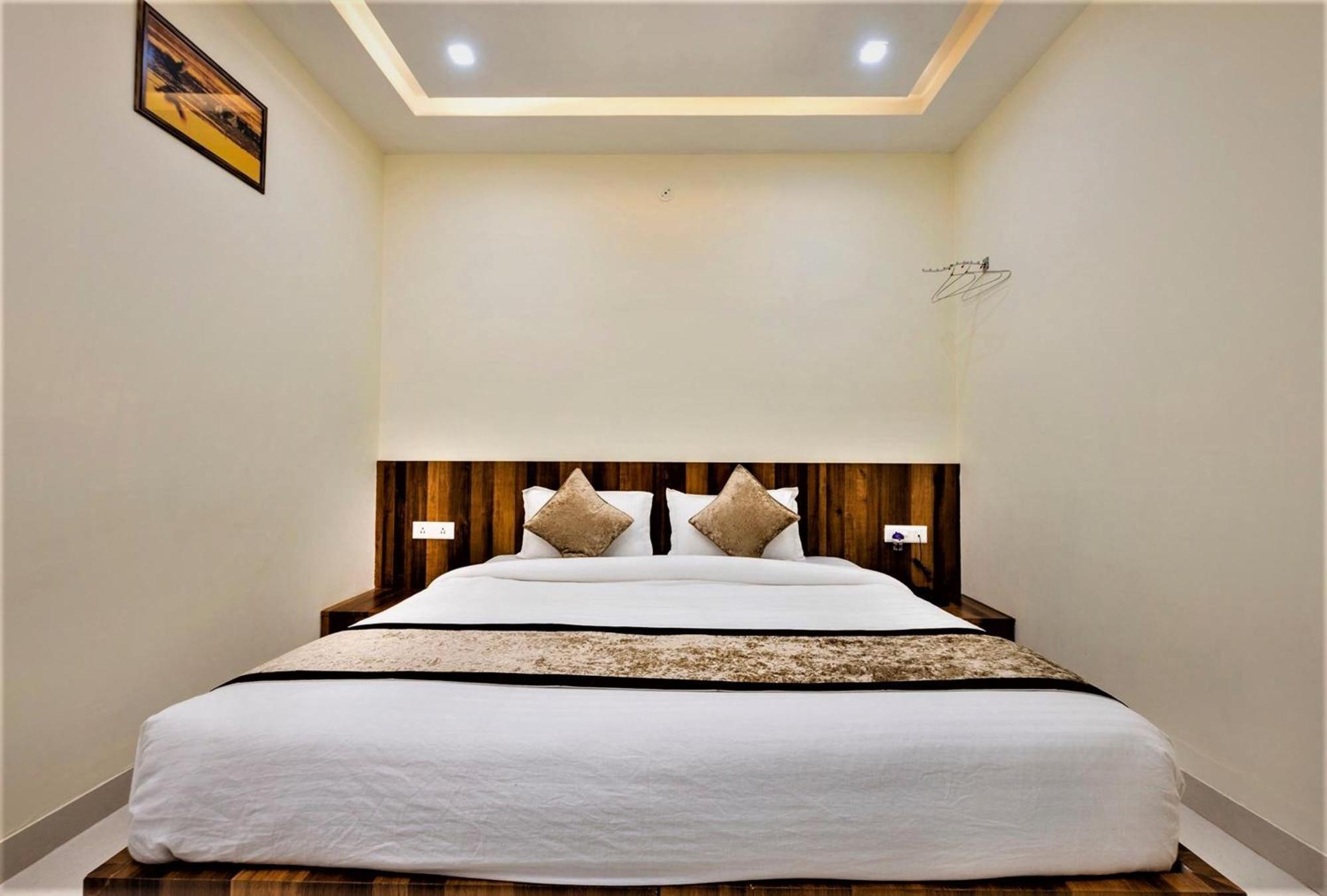 Hotel Ravi Residency Bharatpur Dış mekan fotoğraf